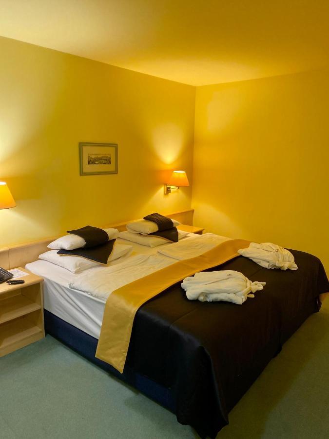 Parkhotel Na Baracke Nová Dubnica Εξωτερικό φωτογραφία