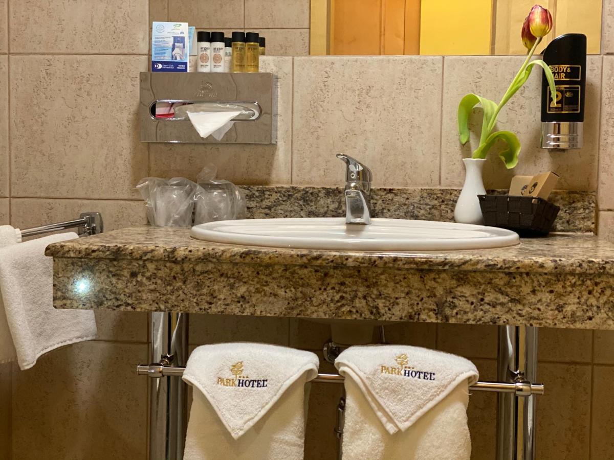 Parkhotel Na Baracke Nová Dubnica Εξωτερικό φωτογραφία