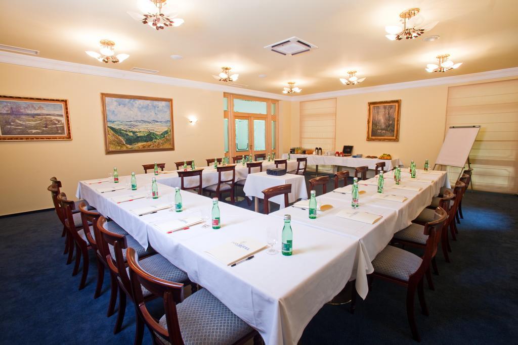 Parkhotel Na Baracke Nová Dubnica Εξωτερικό φωτογραφία